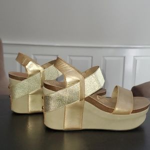OTBT wedge sandals